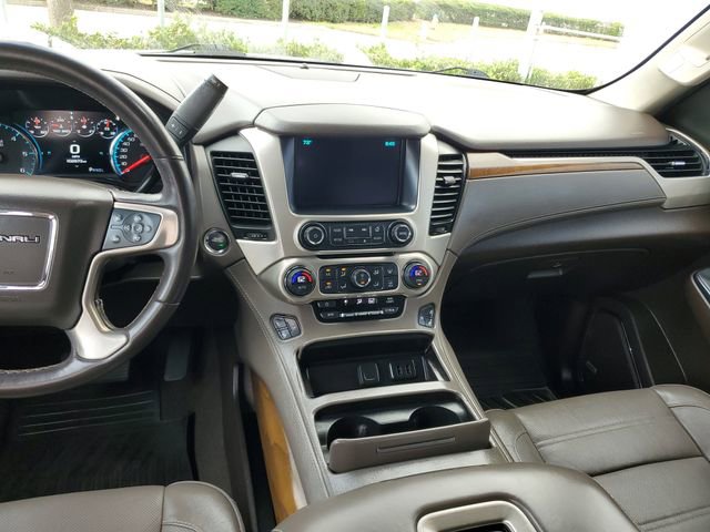 Used 2020 GMC Yukon Denali w/ Denali Ultimate Package image 13