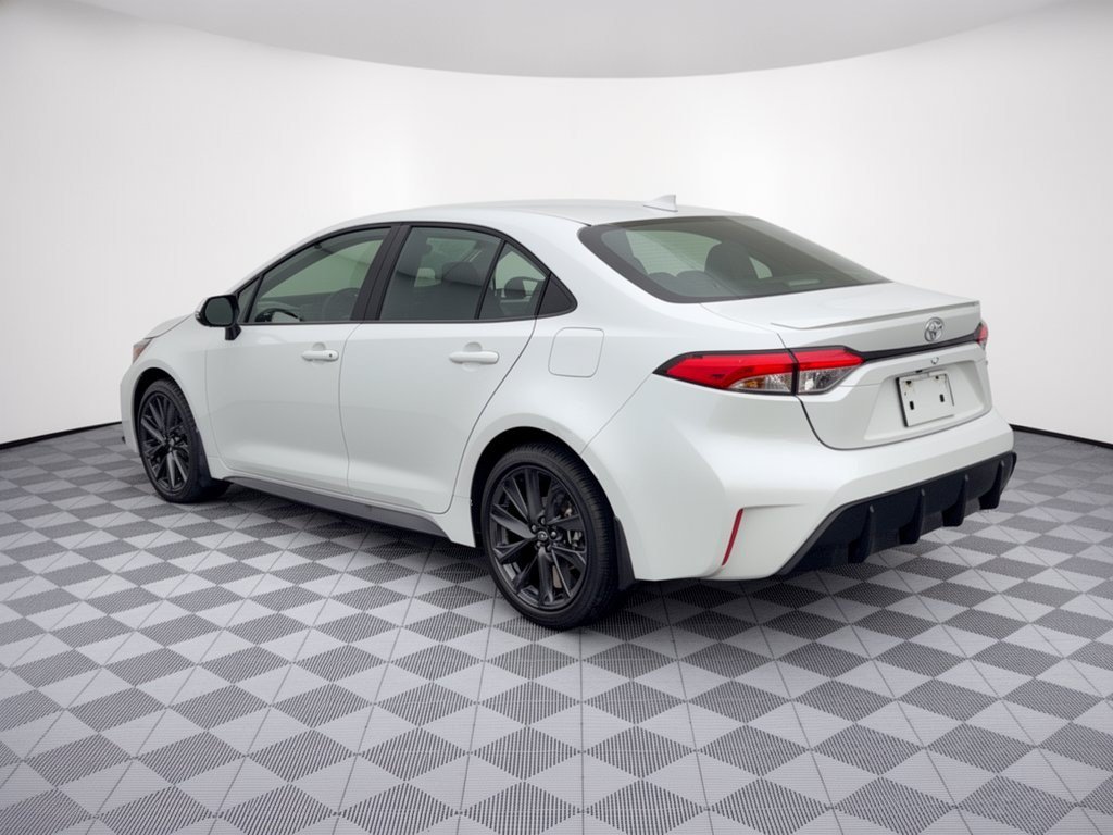 New 2027 Toyota Corolla SE FWD image 3