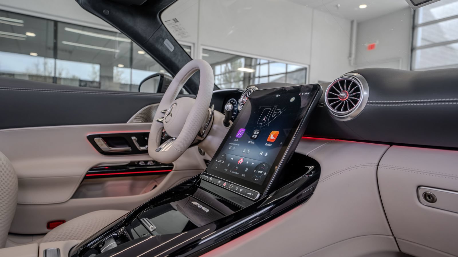 New 2026 Mercedes-Benz SL 43 AMG image 18