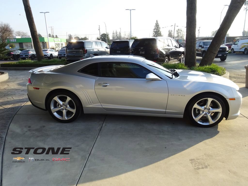 Used 2015 Chevrolet Camaro LT w/ RS Package image 9
