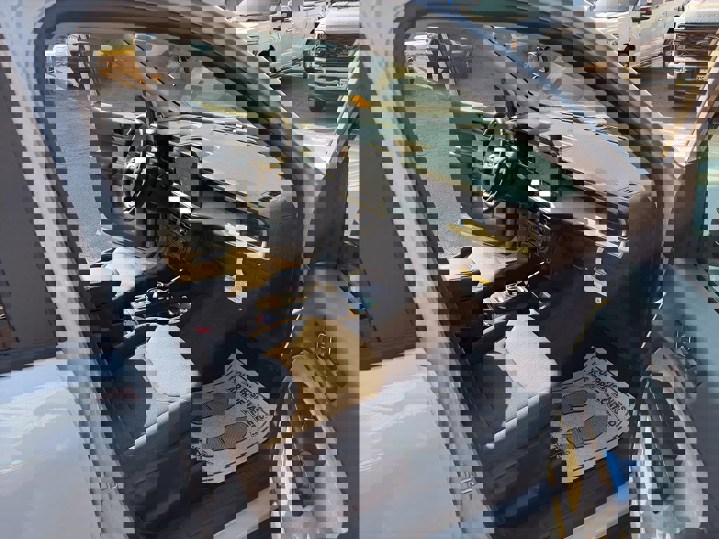 New 2025 Ford Maverick XLT w/ XLT Luxury Package image 25