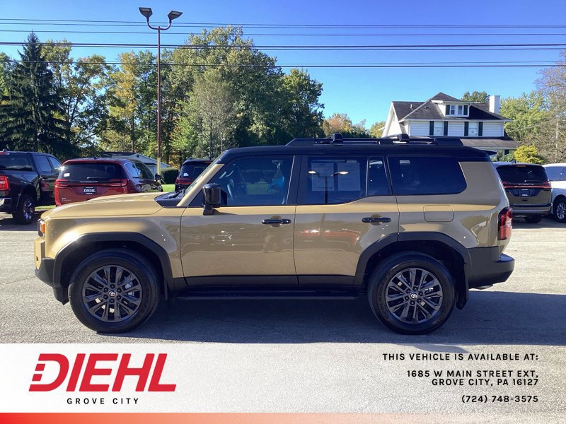 Used 2026 Toyota Land Cruiser w/ Premium Package AWD/4WD image 4