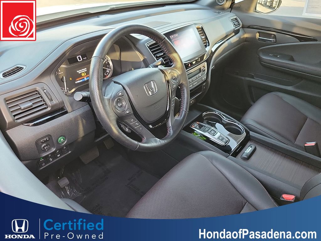 Certified 2023 Honda Ridgeline Black Edition image 9