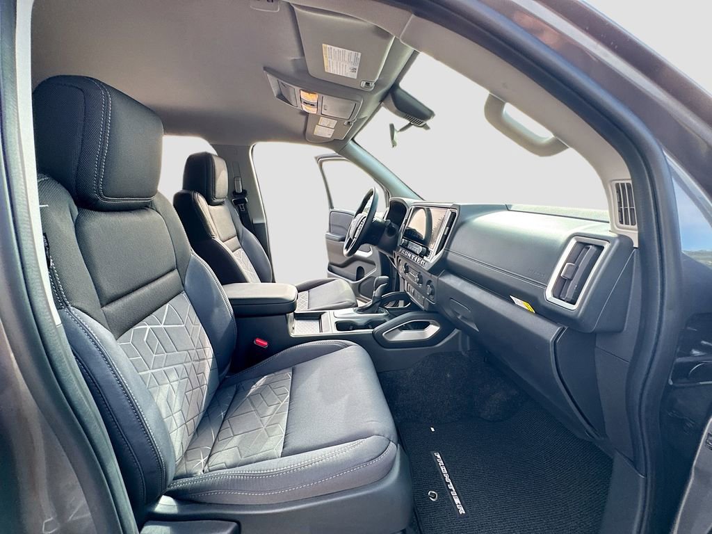 New 2026 Nissan Frontier SV image 25