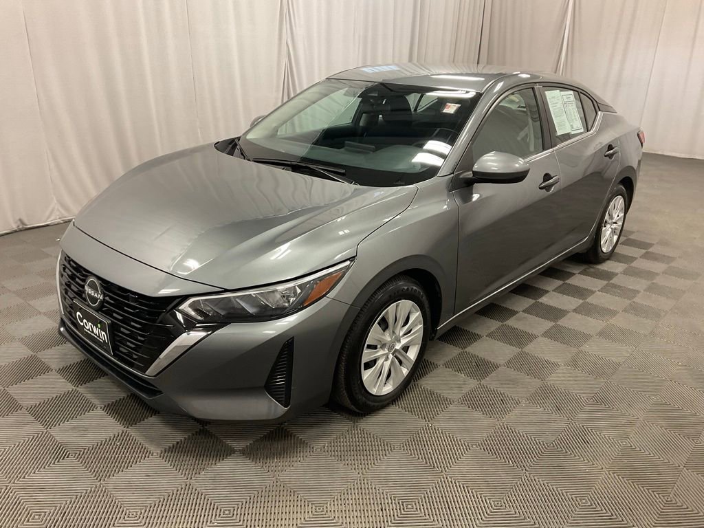 Used 2024 Nissan Sentra S image 5
