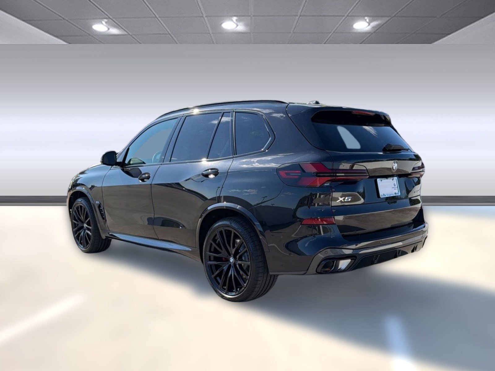 New 2026 BMW X5 sDrive40i w/ M Sport Package image 3