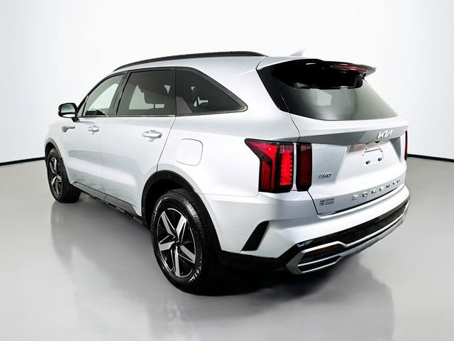 Used 2022 Kia Sorento S image 6