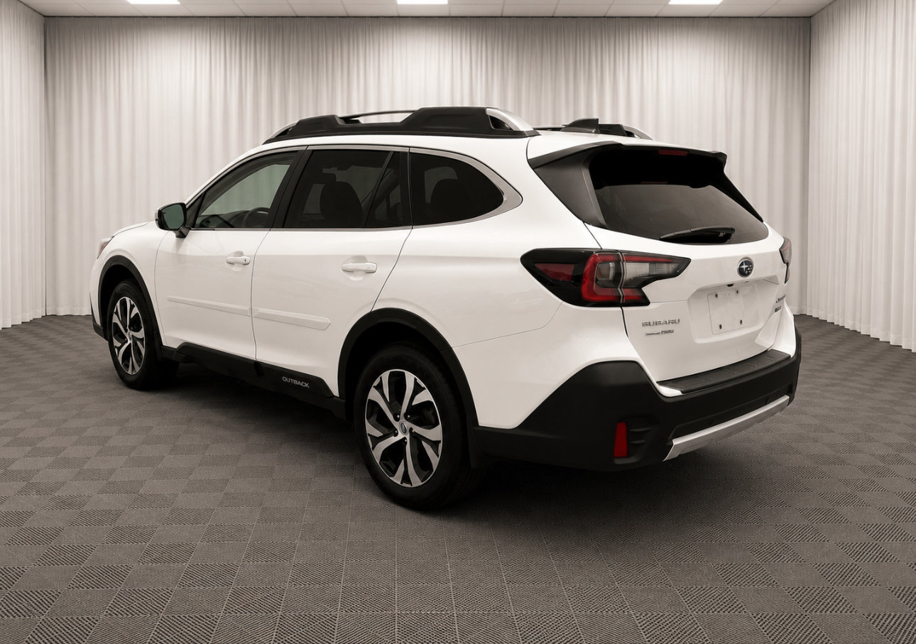 Used 2022 Subaru Outback Touring XT AWD/4WD image 5