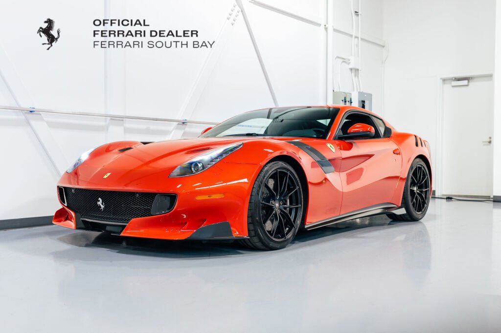Certified 2017 Ferrari F12tdf RWD image 1