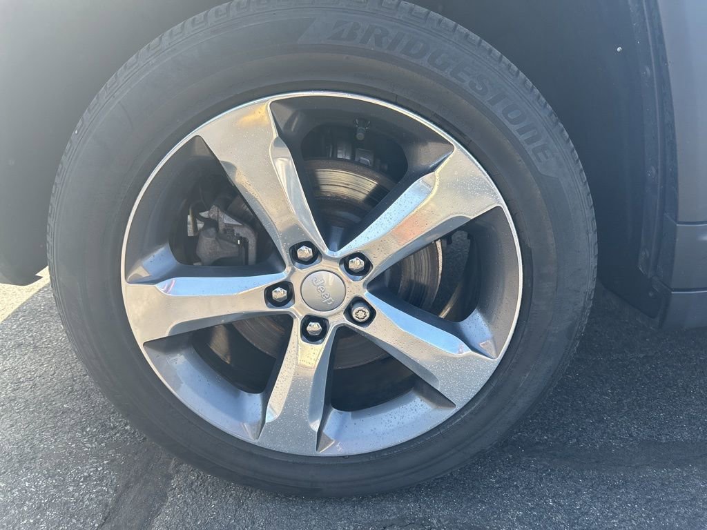 Used 2021 Jeep Grand Cherokee L Limited w/ Trailer Tow Group (B) image 10