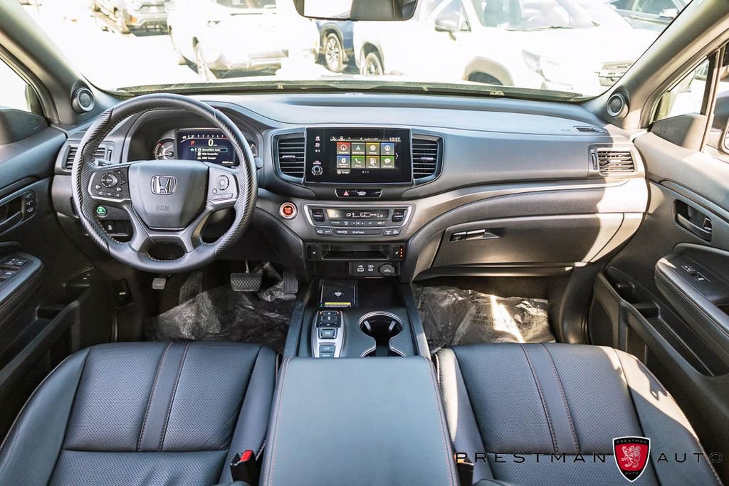 Used 2025 Honda Passport TrailSport image 39