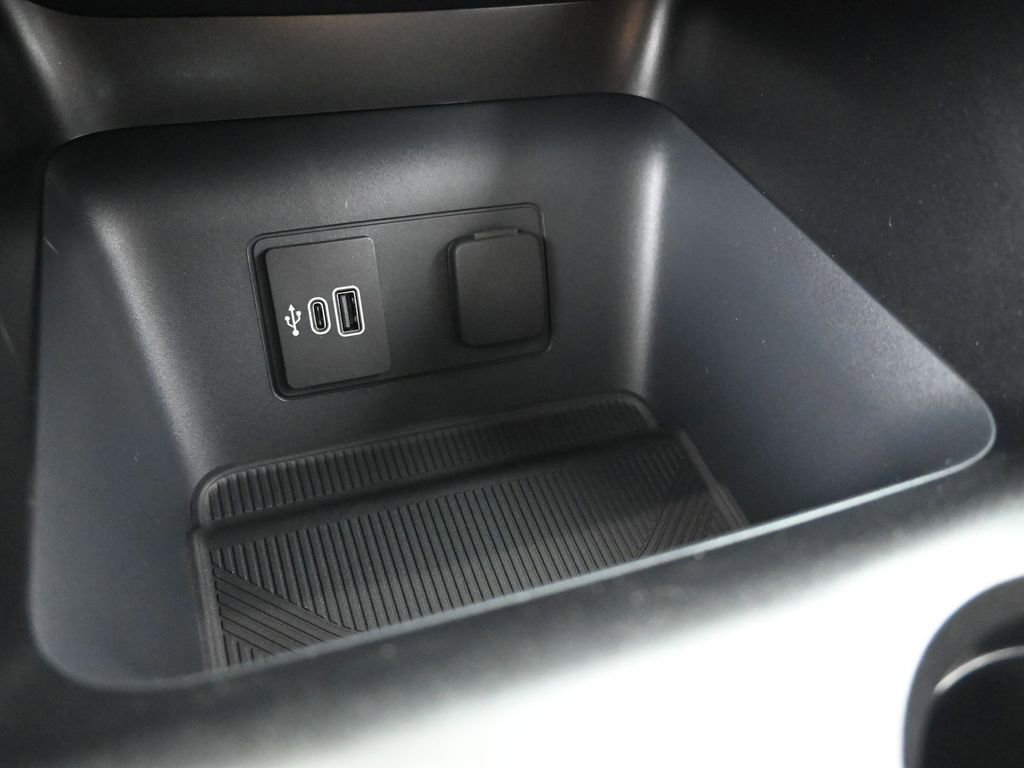 New 2026 Ford Explorer Active RWD image 17