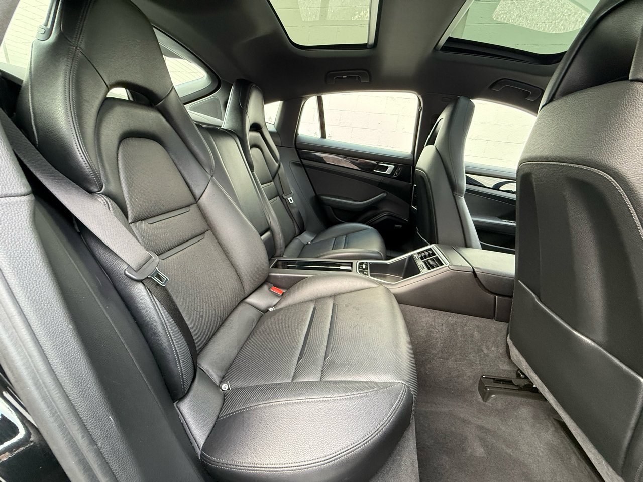 Used 2019 Porsche Panamera 4 image 26