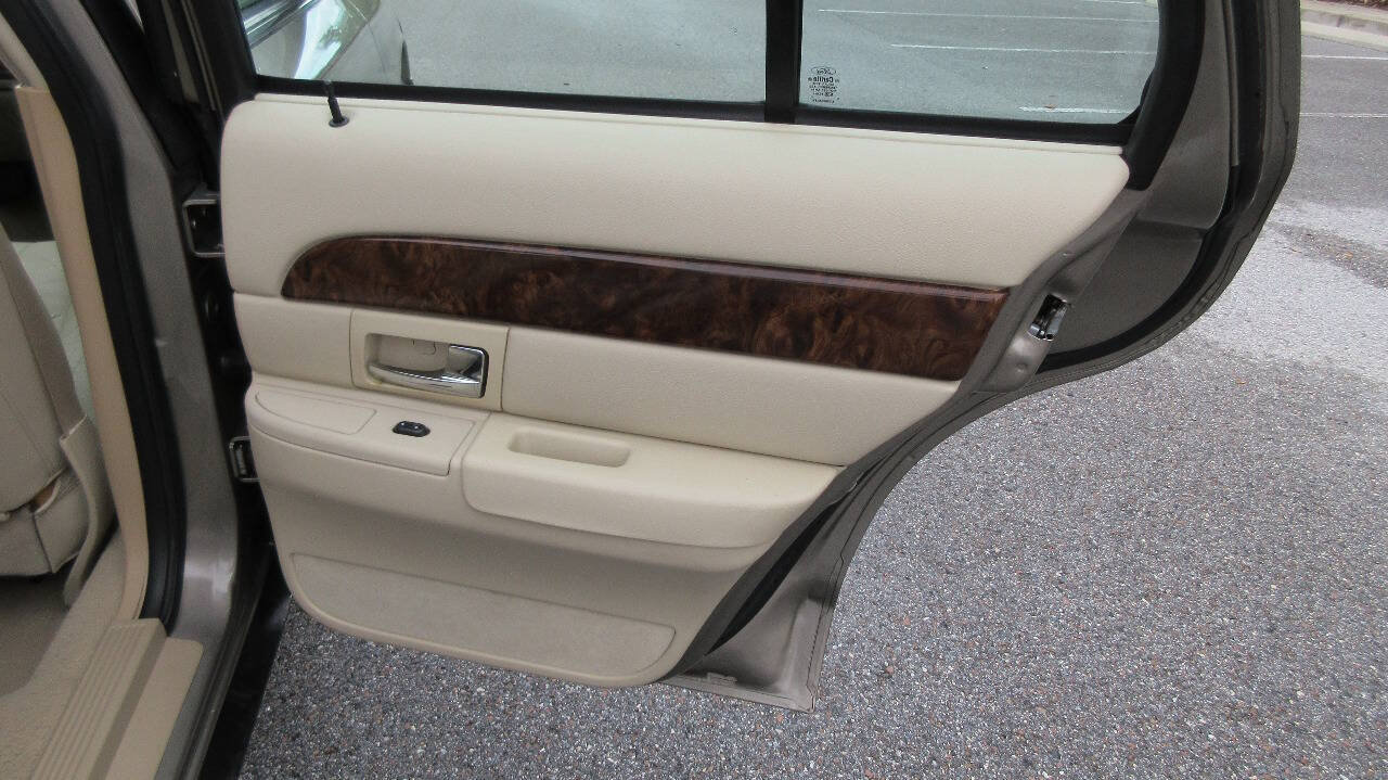 Used 2006 Mercury Grand Marquis LS RWD image 22