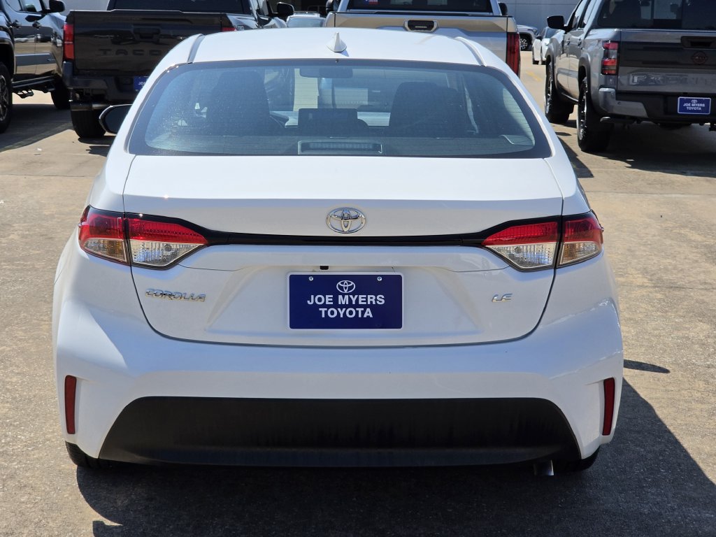 Used 2026 Toyota Corolla LE FWD image 8