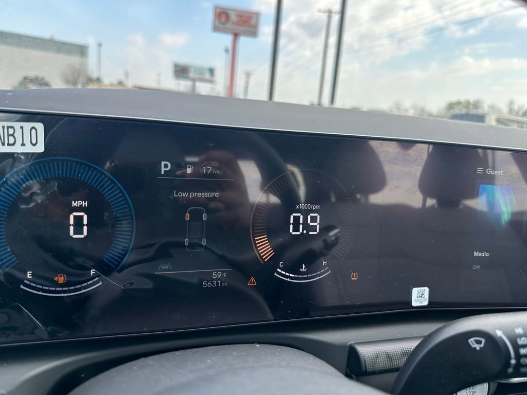 Used 2026 Hyundai Santa Cruz SEL image 14