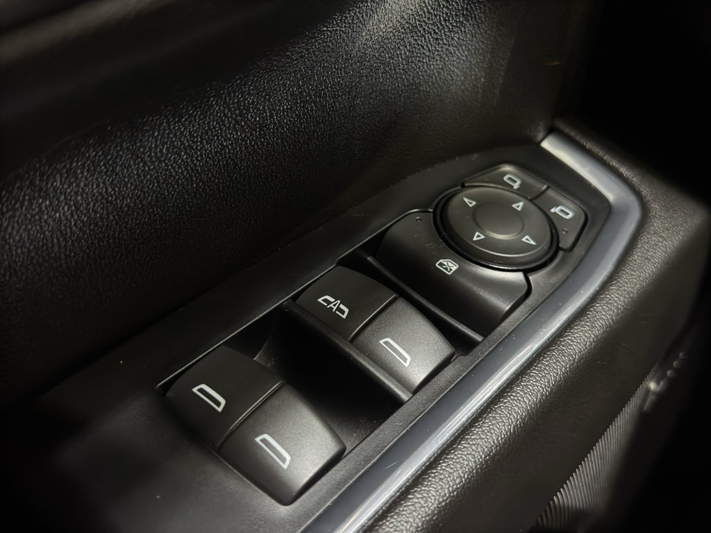 Used 2024 Chevrolet Silverado 1500 RST AWD/4WD image 38