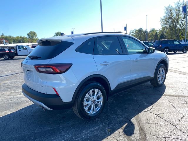New 2026 Ford Escape Active image 7