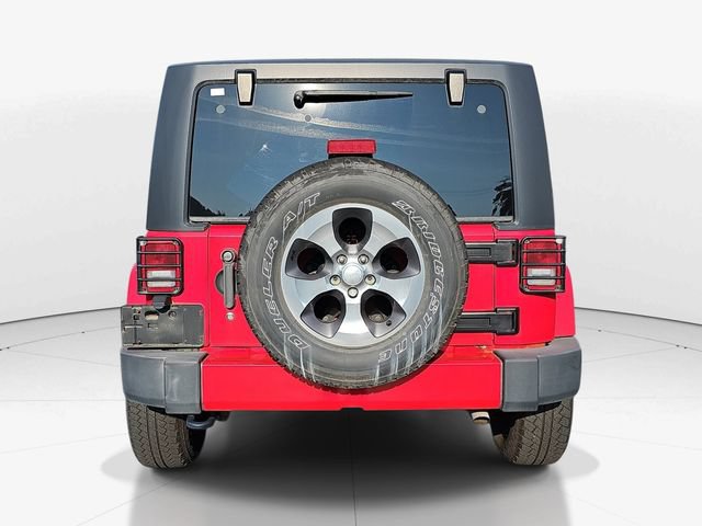 Used 2017 Jeep Wrangler Sahara w/ Dual Top Group AWD/4WD image 4
