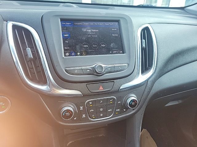 Used 2020 Chevrolet Equinox LT image 24