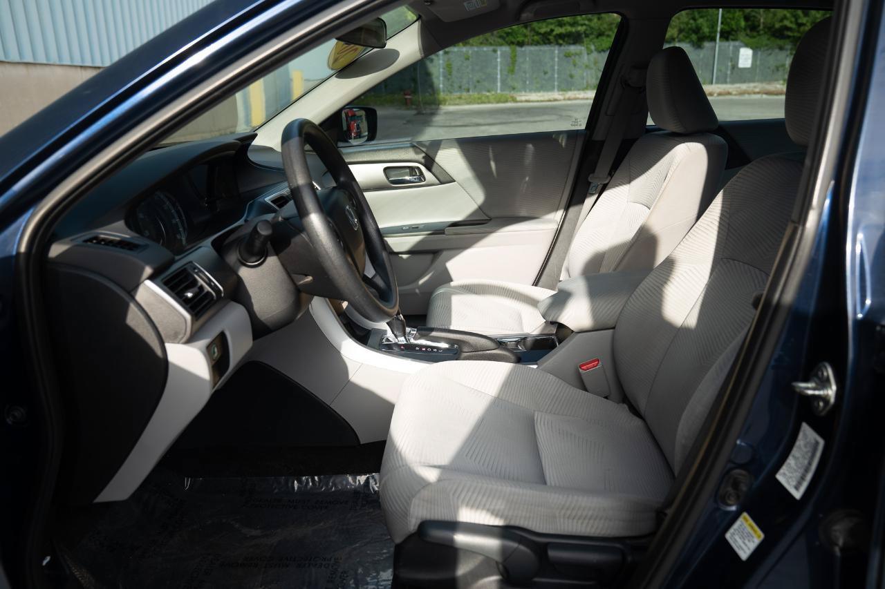 Used 2015 Honda Accord LX image 22