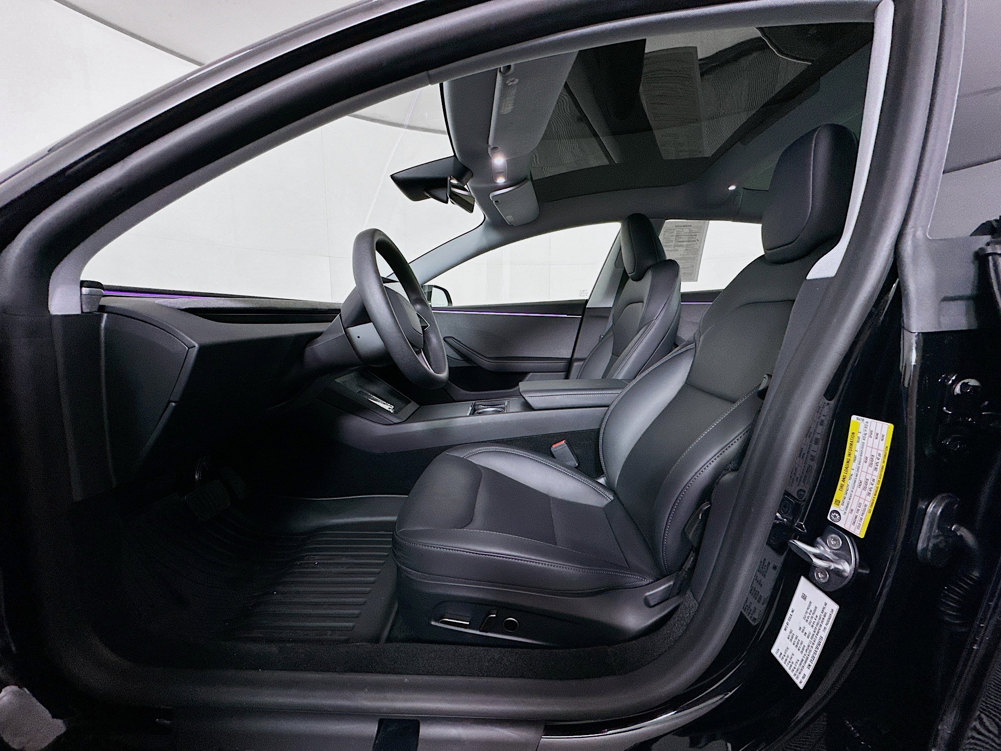 Used 2025 Tesla Model 3 Long Range RWD image 13