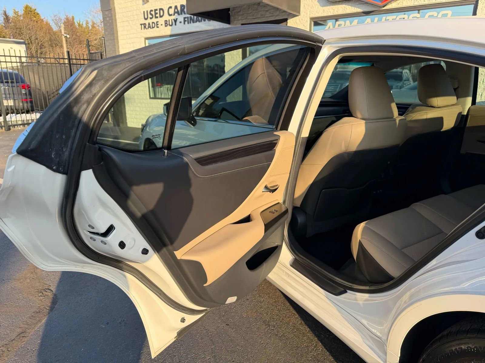 Used 2021 Lexus ES 350 w/ Premium Package image 26