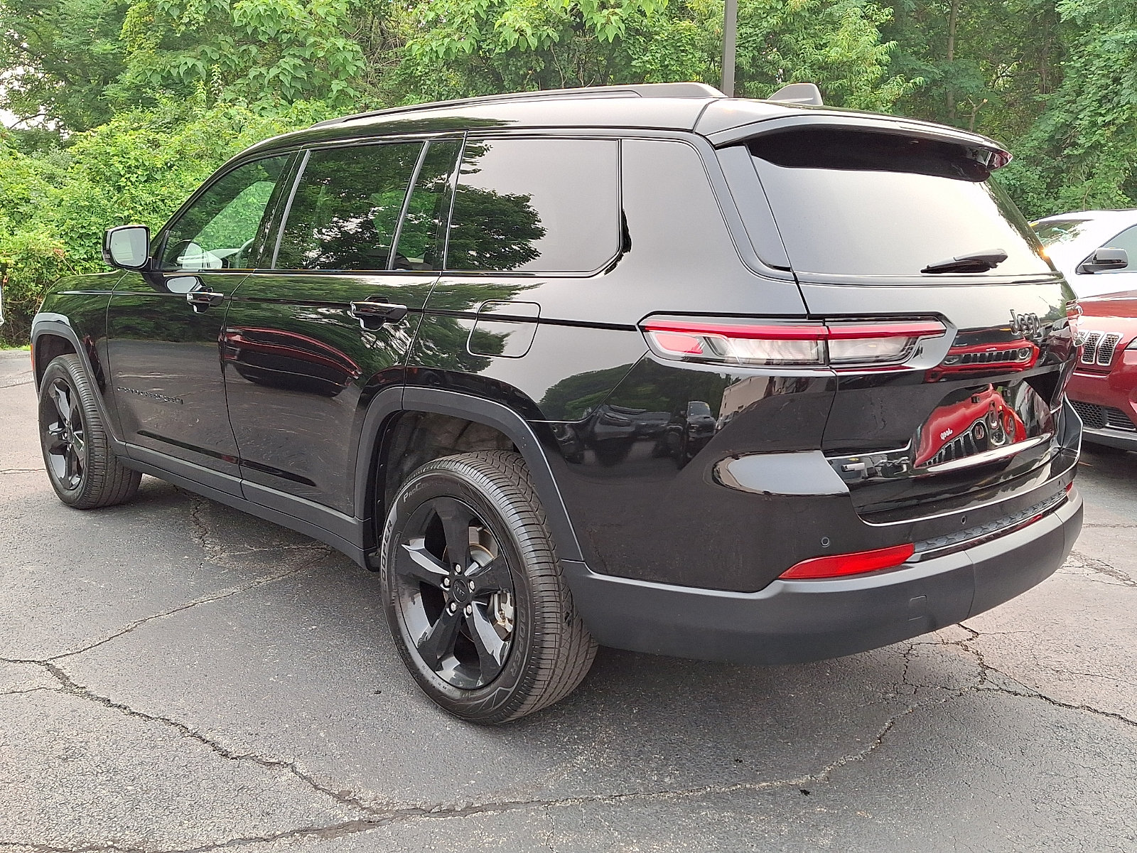 Certified 2021 Jeep Grand Cherokee L Laredo AWD/4WD image 4