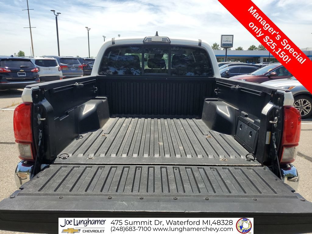 Used 2019 Toyota Tacoma SR5 RWD image 23