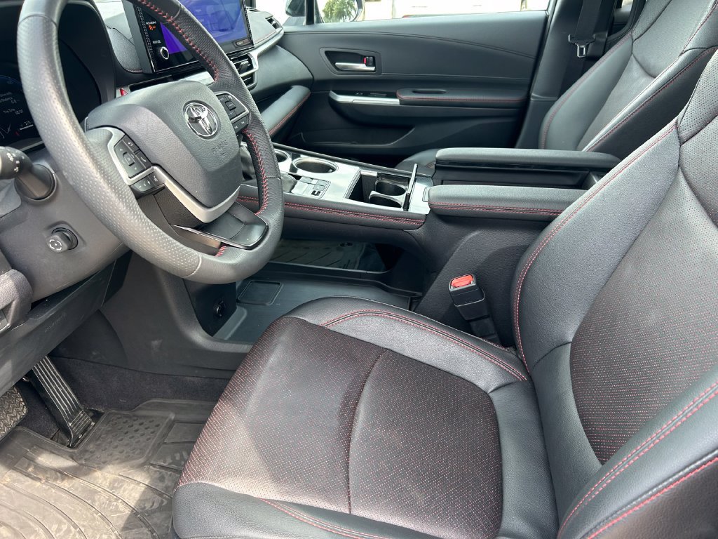 Certified 2025 Toyota Sienna XSE w/ XSE Premium Package AWD/4WD image 11