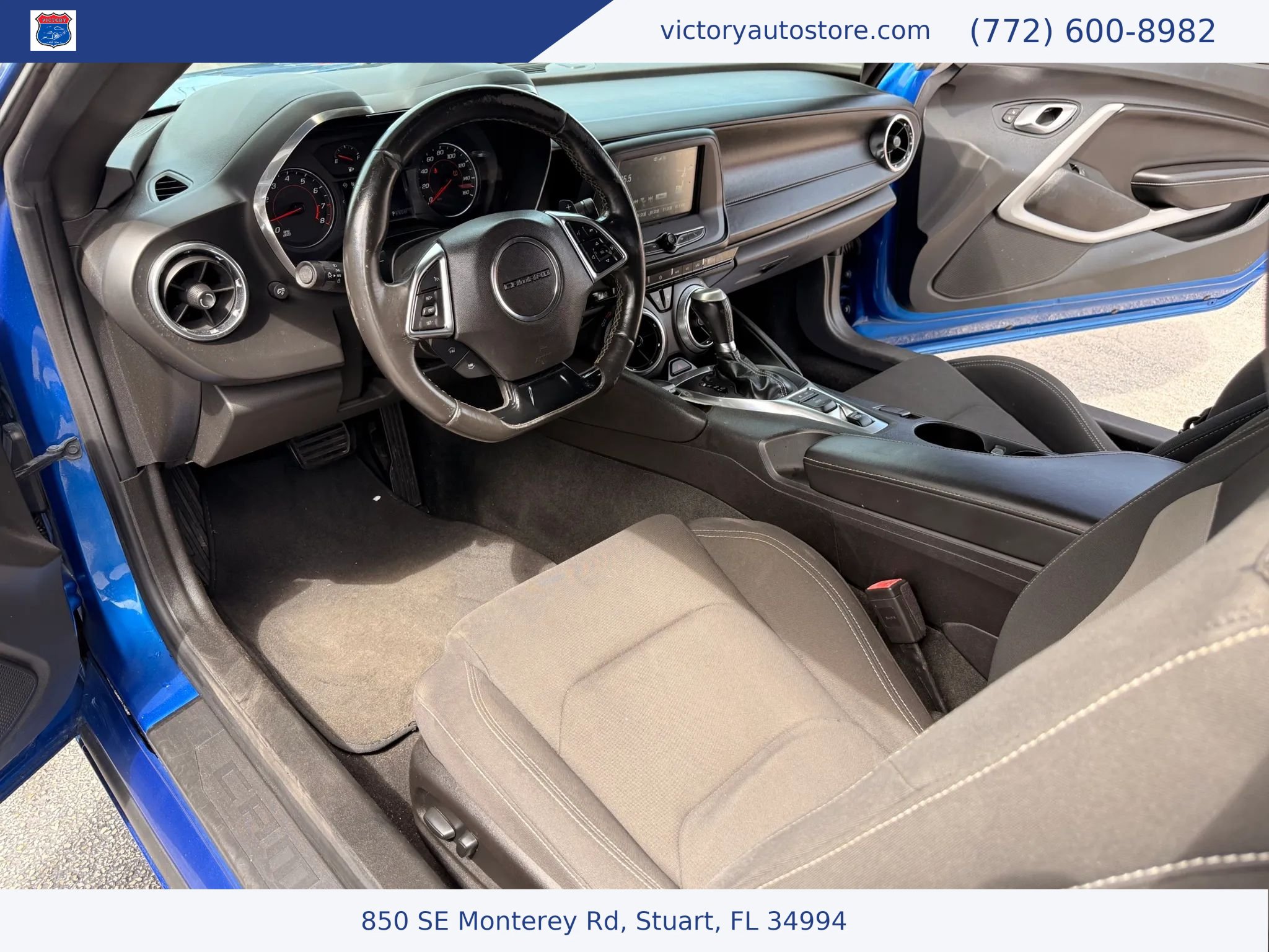Used 2018 Chevrolet Camaro LT RWD image 5