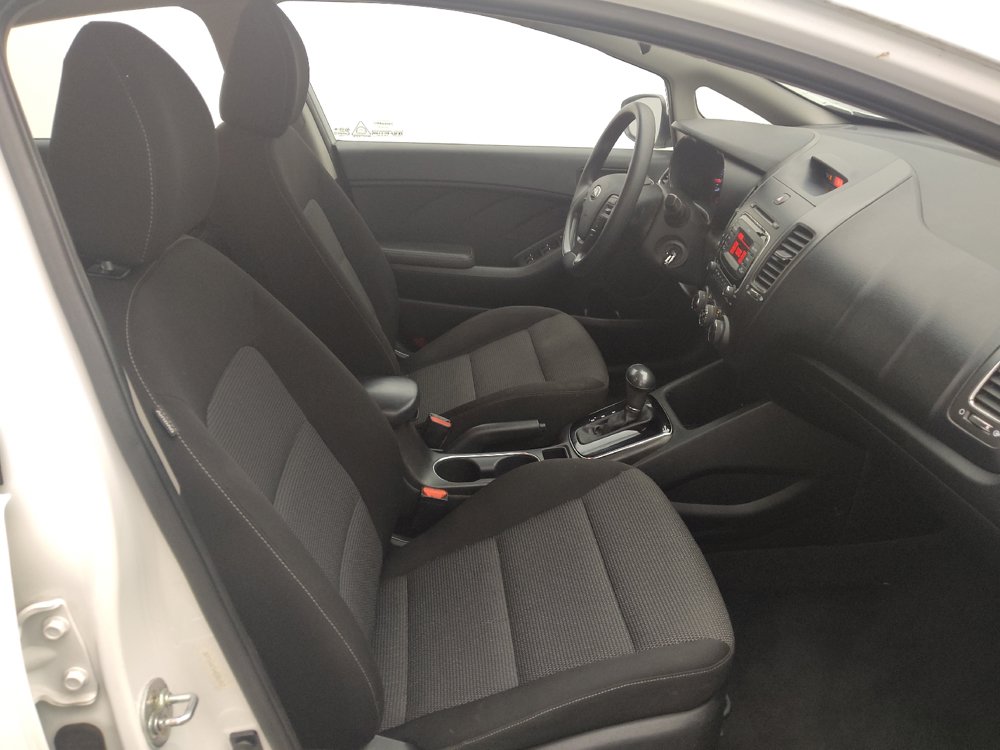 Used 2017 Kia Forte LX FWD image 21