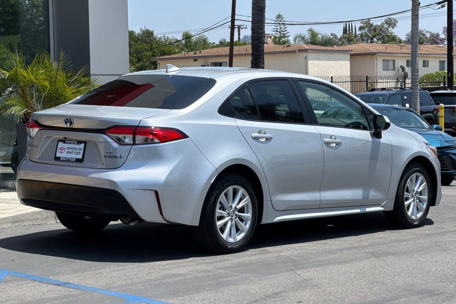 Used 2024 Toyota Corolla LE w/ LE Convenience Package FWD image 5