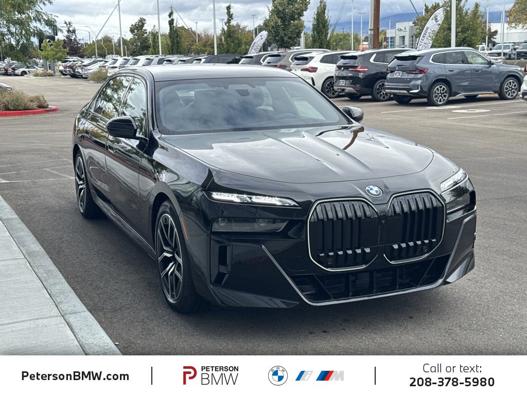 New 2026 BMW 760i xDrive w/ Executive Package image 9