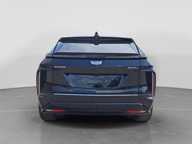 Used 2024 Cadillac Lyriq Luxury w/ LPO, Floor Liner Package AWD/4WD image 5