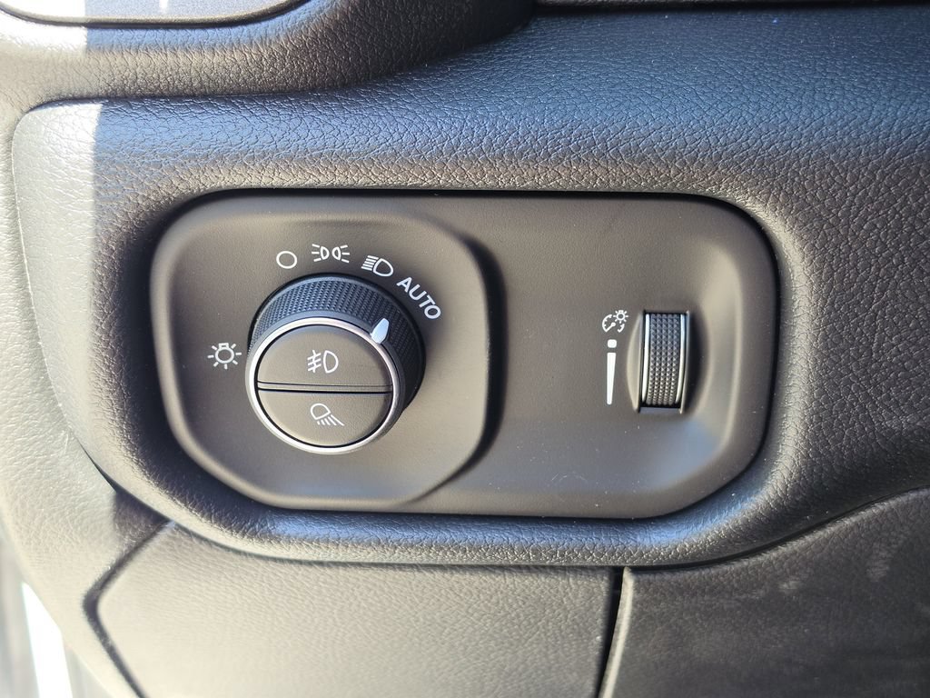 New 2026 RAM 2500 Tradesman AWD/4WD image 25