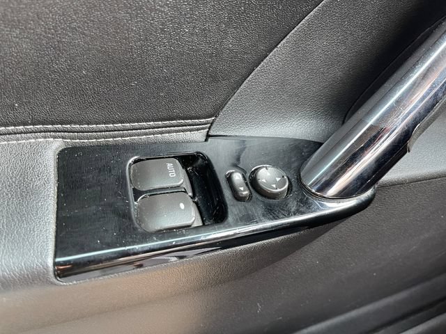 Used 2007 Saturn Sky RWD image 25