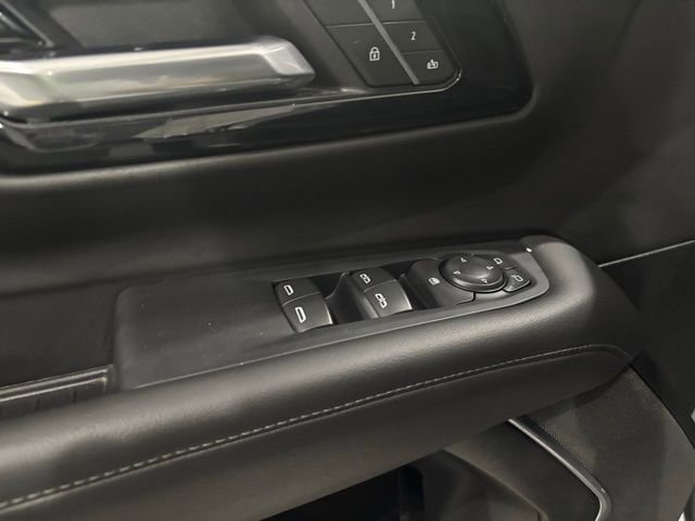 Used 2025 Chevrolet Tahoe LT AWD/4WD image 15