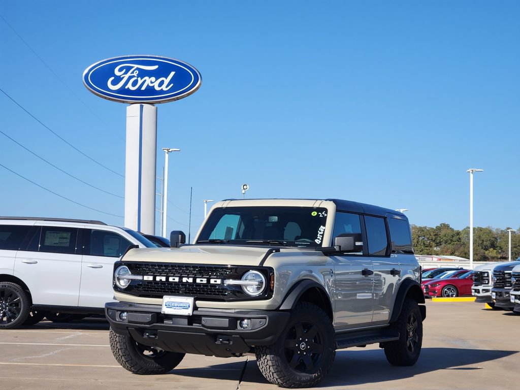 New 2025 Ford Bronco Outer Banks image 2