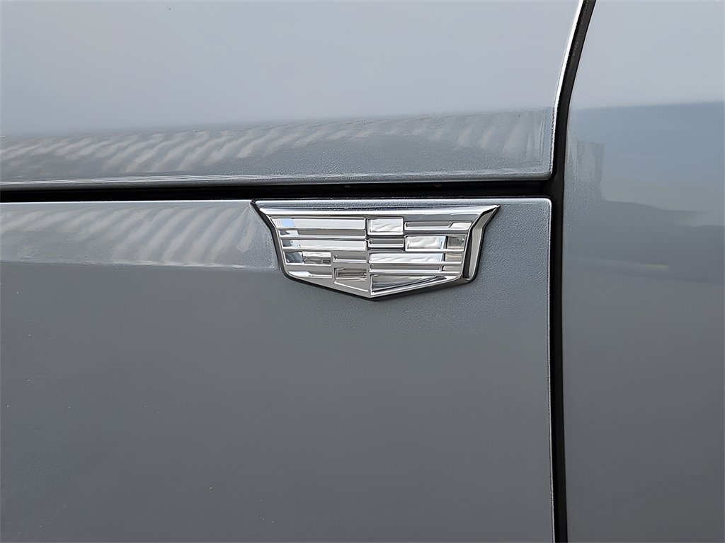 New 2024 Cadillac Lyriq Luxury image 9