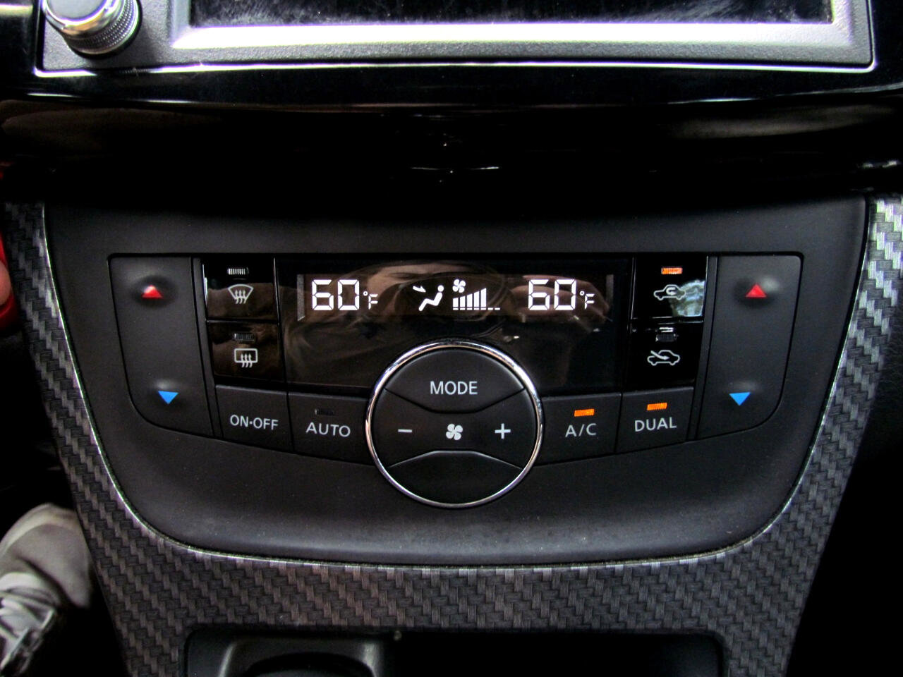 Used 2019 Nissan Sentra NISMO w/ Electronics Package image 34