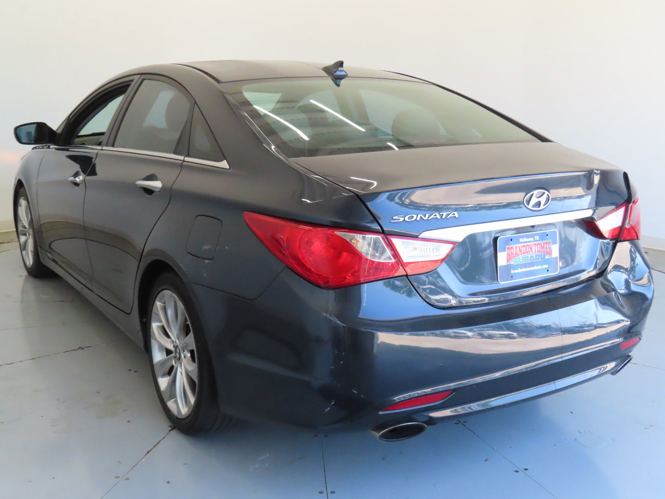 Used 2013 Hyundai Sonata SE w/ Navigation & Sunroof Pkg FWD image 5