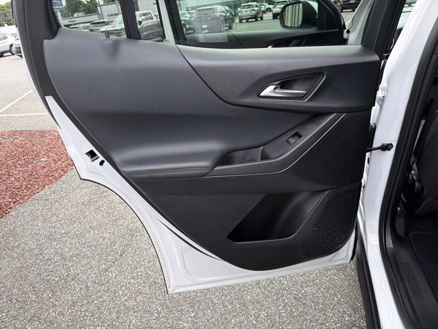 Used 2025 Chevrolet Equinox LT AWD/4WD image 14