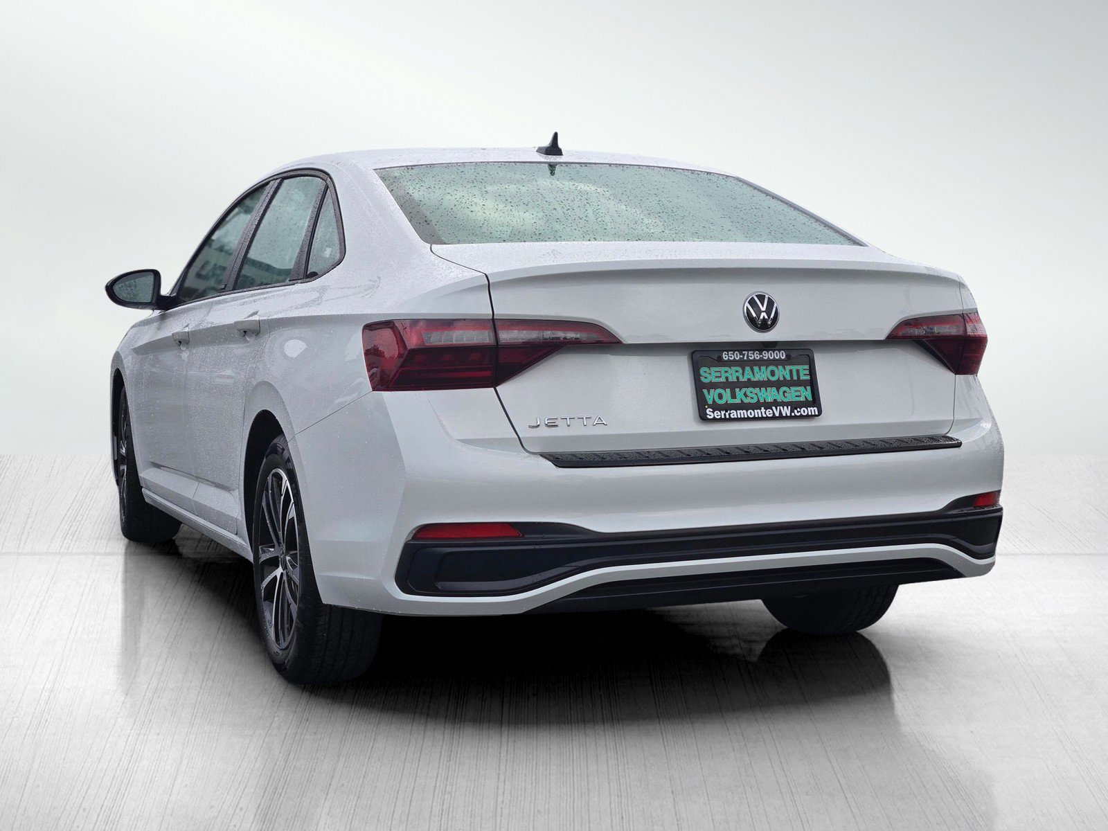 Used 2024 Volkswagen Jetta Sport image 7