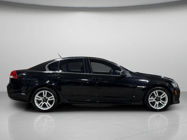 Used 2008 Pontiac G8 w/ Comfort And Sound Package RWD image 2