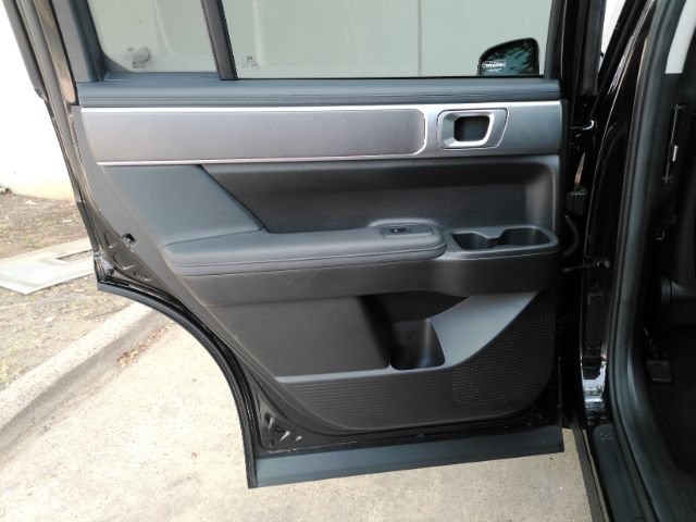 Used 2024 Hyundai Santa Fe SEL FWD image 16