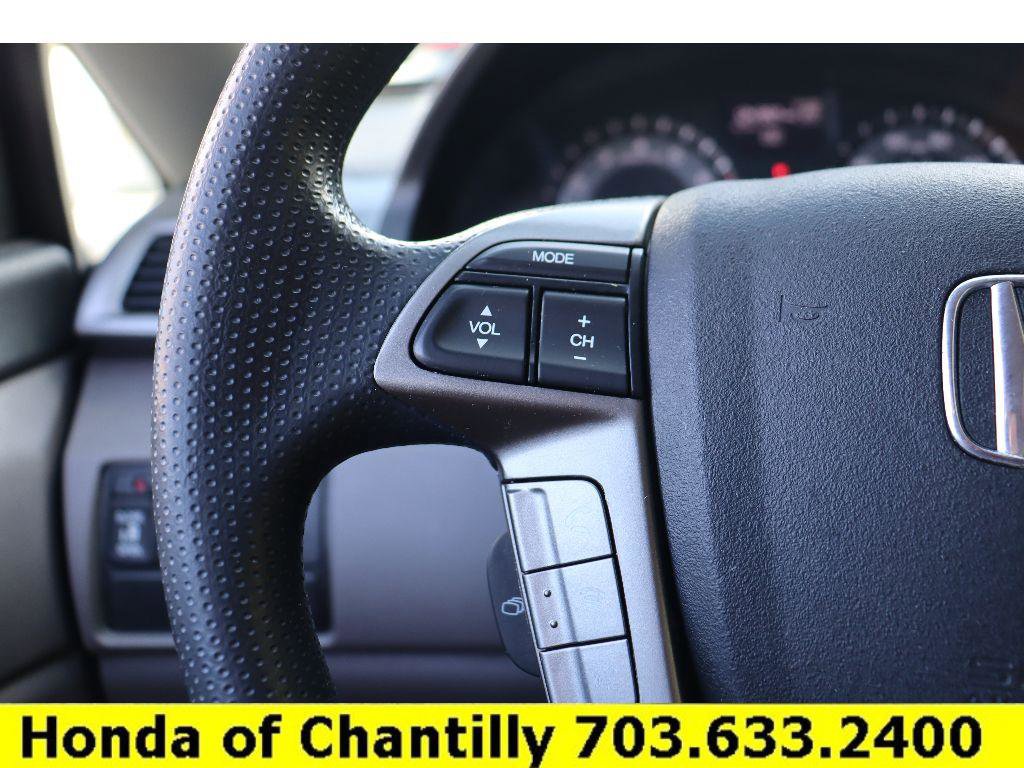 Used 2016 Honda Odyssey SE image 12