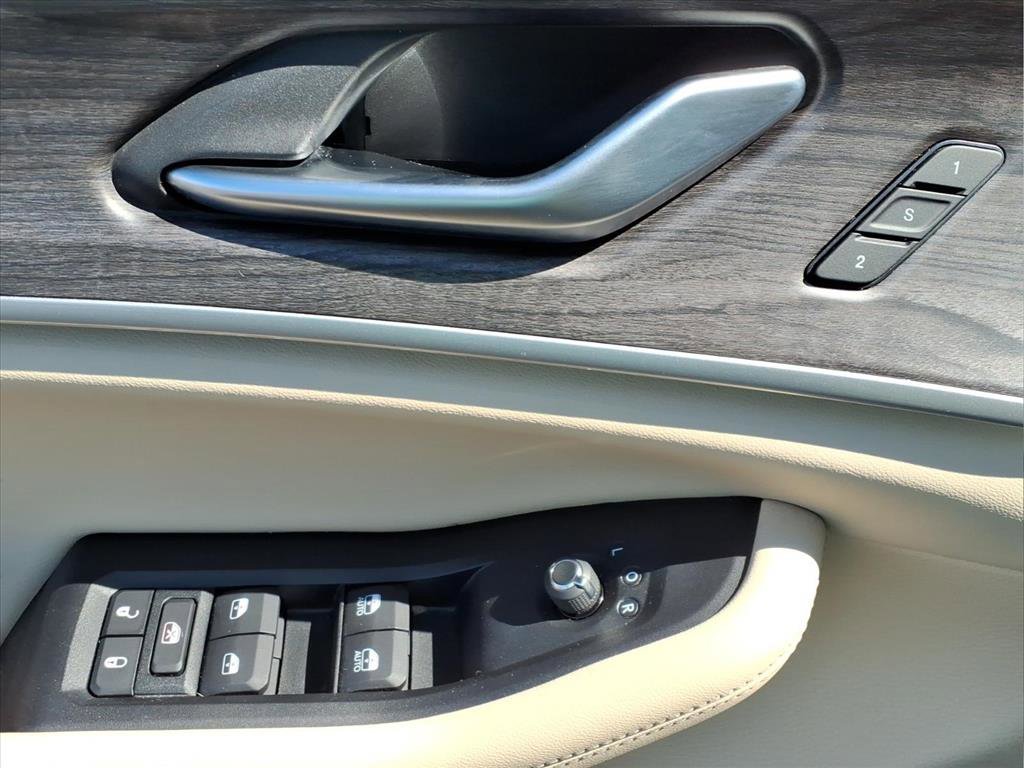 Used 2023 Jeep Grand Cherokee Limited image 20