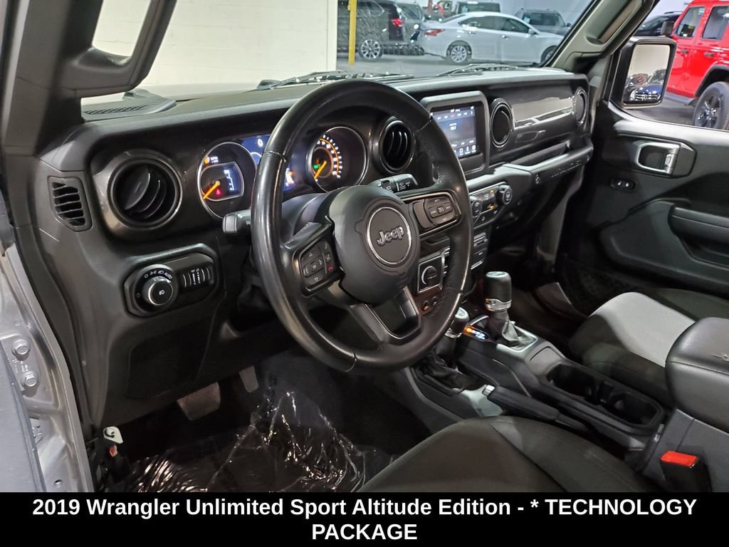 Used 2019 Jeep Wrangler Unlimited Sport AWD/4WD image 7