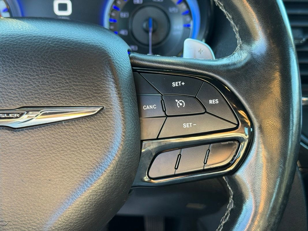 Used 2019 Chrysler 300 S image 26